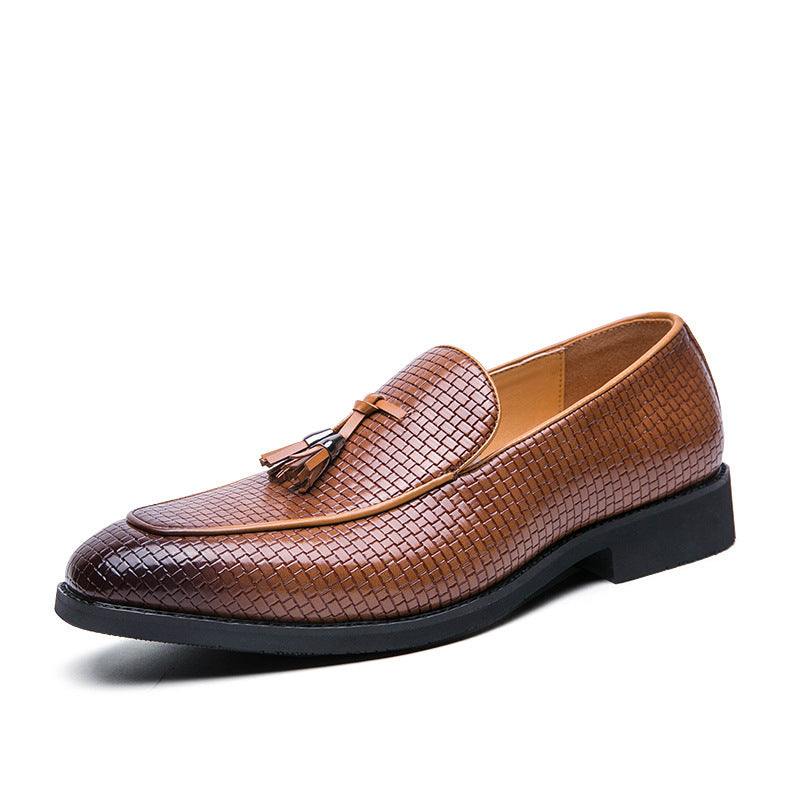 Chaussures en cuir à glissement pointu pour homme