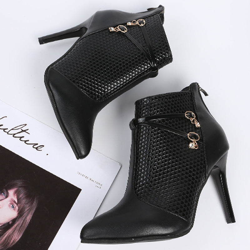 Bottines à bout pointu
