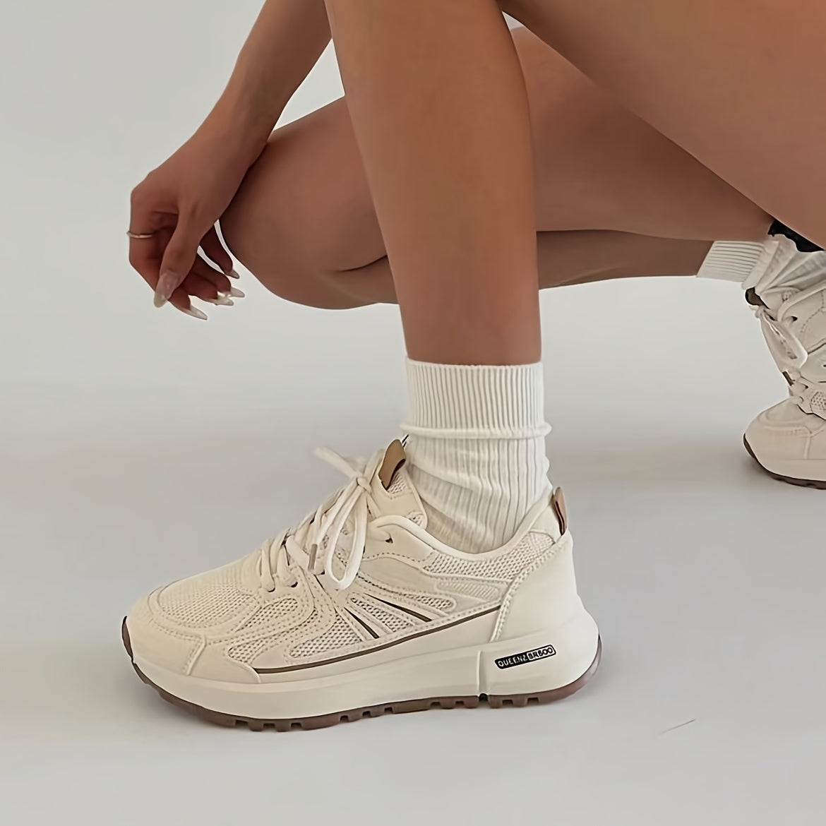 Baskets basses tendance toutes saisons pour femme