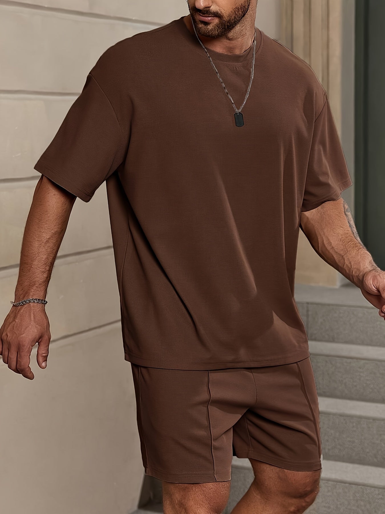 Ensemble 2 pièces , T-shirt à manches courtes à col rond et Short à taille élastique