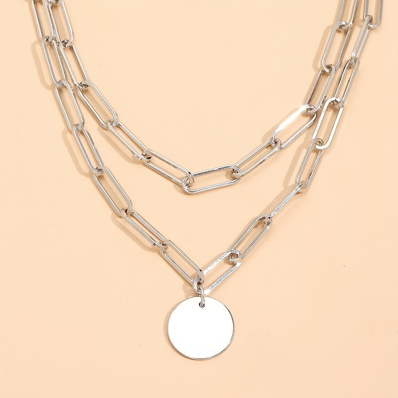 Collier avec pendentif rond en couches, monochrome